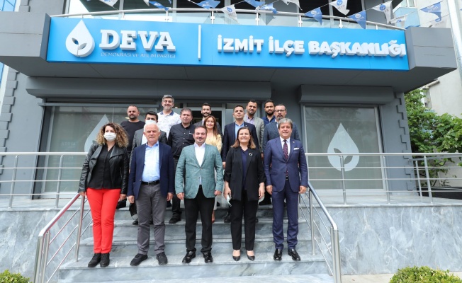 Hürriyet’ten Deva Partisi’ne iade-i ziyaret