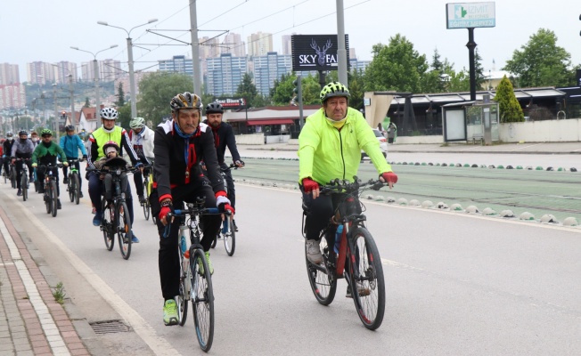 Pedallar Dünya Bisiklet Günü’nde çevrildi