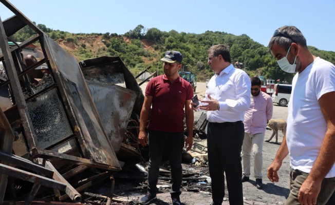 CHP yangın mağduru balıkçıların yanında