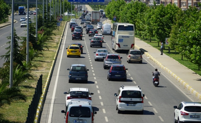 Edremit Körfezi'nde trafik yoğunluğu yaşanıyor