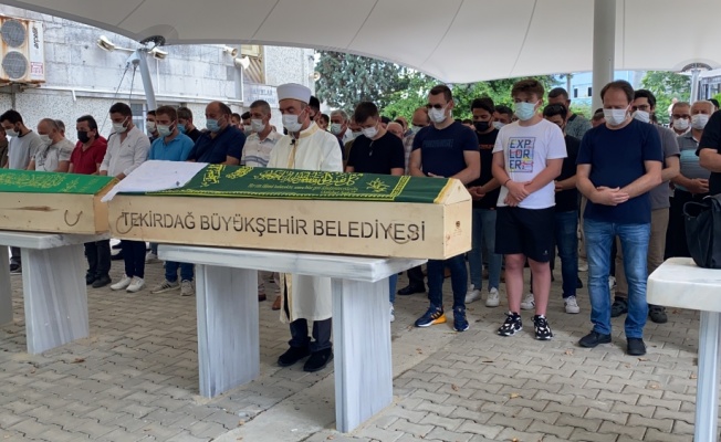 Tekirdağ'da sahte içkiden zehirlenen 9 kişinin tedavisi sürüyor