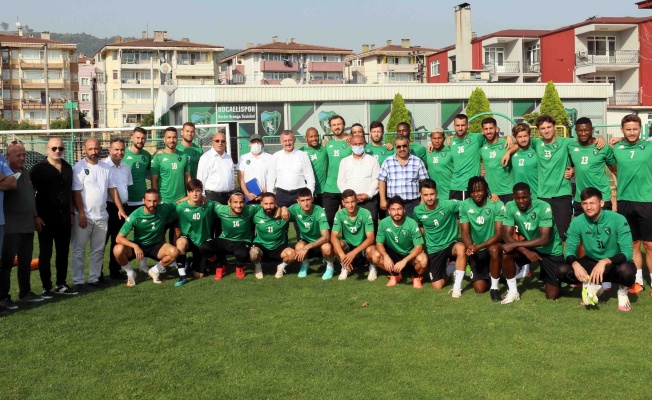 Büyükakın’dan Kocaelispor’a moral ziyareti