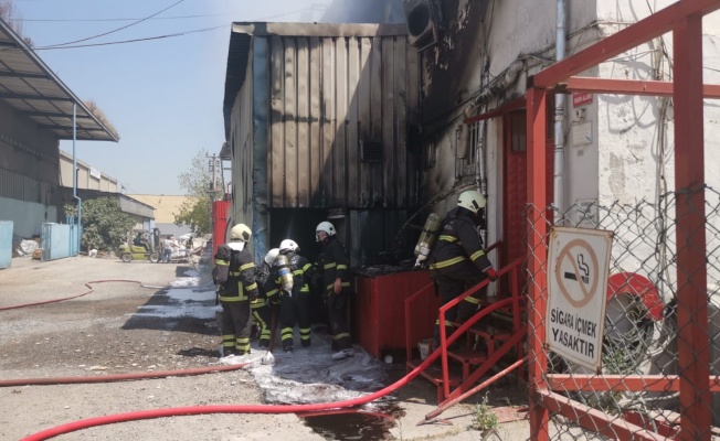 Gebze'de fabrika yangını