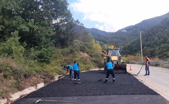 Büyükşehir, yollarda bakım ve onarım yapıyor