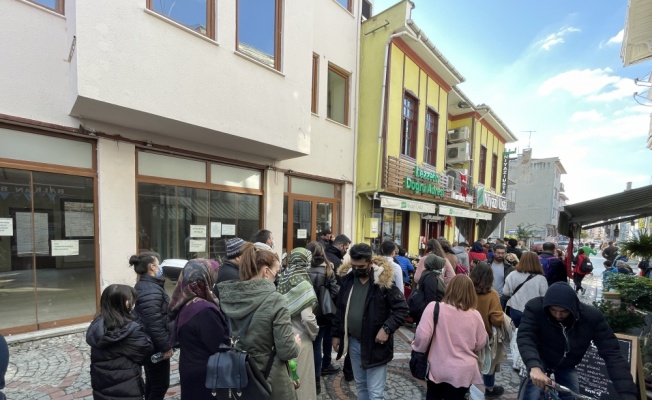 Edirne'de ciğer ustaları yoğunluktan siparişlere zor yetişti