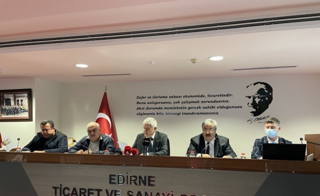 Edirne'de bazı fırınların tarife dışı ekmek sattığı iddiası