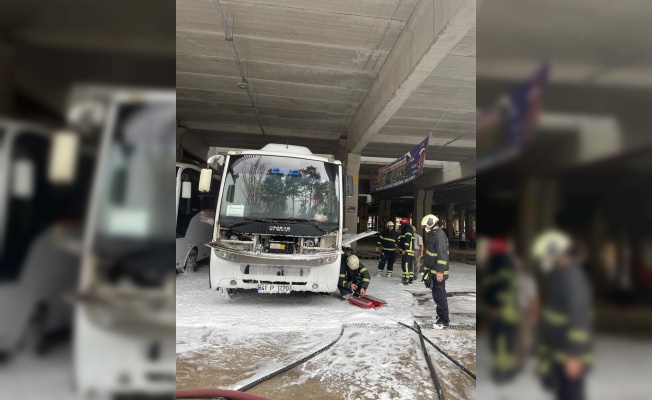 Midibüste yangın çıktı