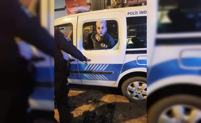 Polisi darbeden 2 zanlı tutuklandı