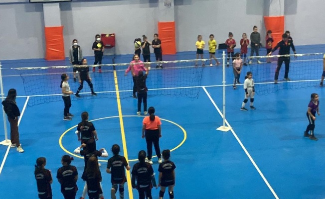 Voleybol Kardeş Ligi Başladı