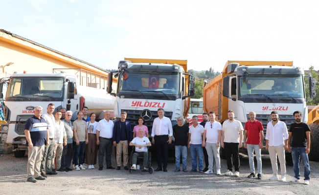 CHP milletvekili Yıldızlı’dan Karamürsel Belediyesine iş makinası desteği