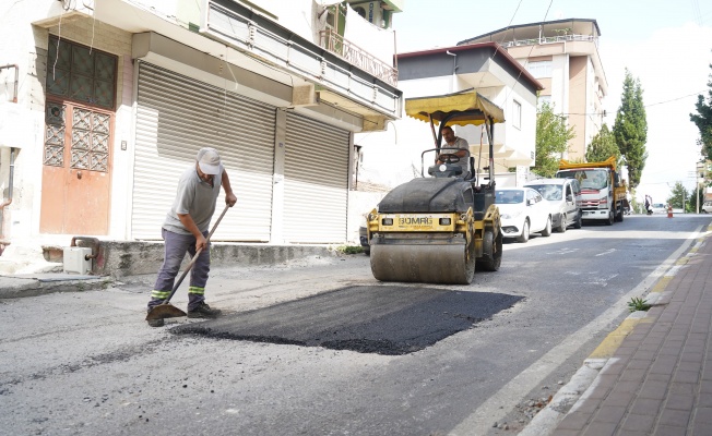 Fen işleri ekipleri çalışmalarını sürdürüyor