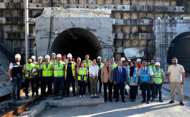 Gebze-Darıca Metro projesini inceledi