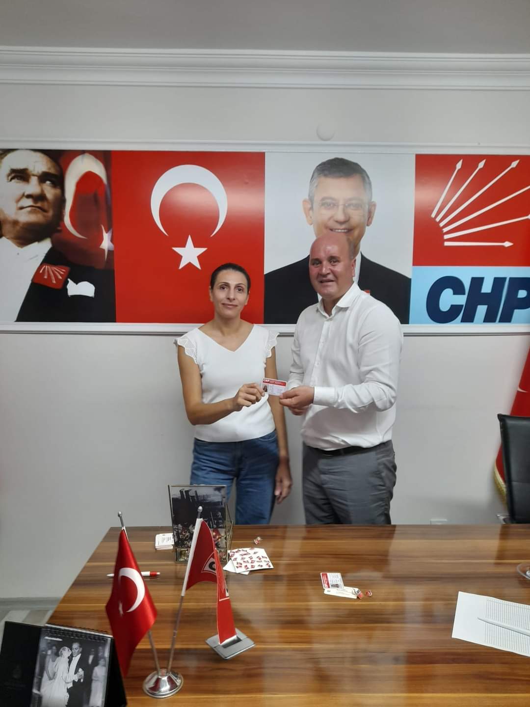 CHP'ye yeni üyeler katıldı