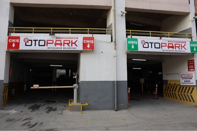 Eskişehir Belediyesi şehre otopark kazandırdı