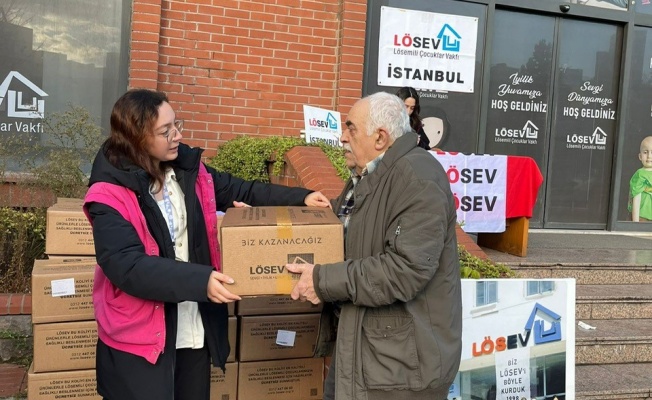 LÖSEV mutlu et paketleri ile  Mutluluk paylaştıkça çoğalıyor