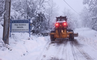 Bursa'da 25 mahallenin yolu trafiğe açıldı