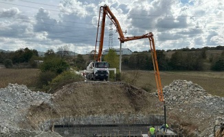  Köprüye temel betonu döküldü