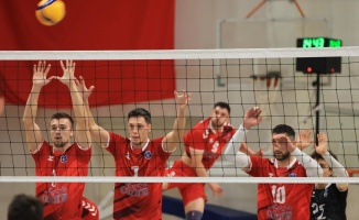 Gebze Voleybol Takımı Fenerbahçe’yi 3-0 Yendi