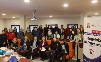 İzmit Belediyesinden Engelsiz İlk Yardım Semineri