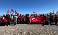 Kartepe’nin zirvesinde Cumhuriyet coşkusu